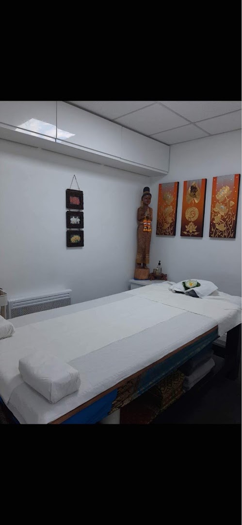 Ladda's Authentic Thai Massage · Photos 10