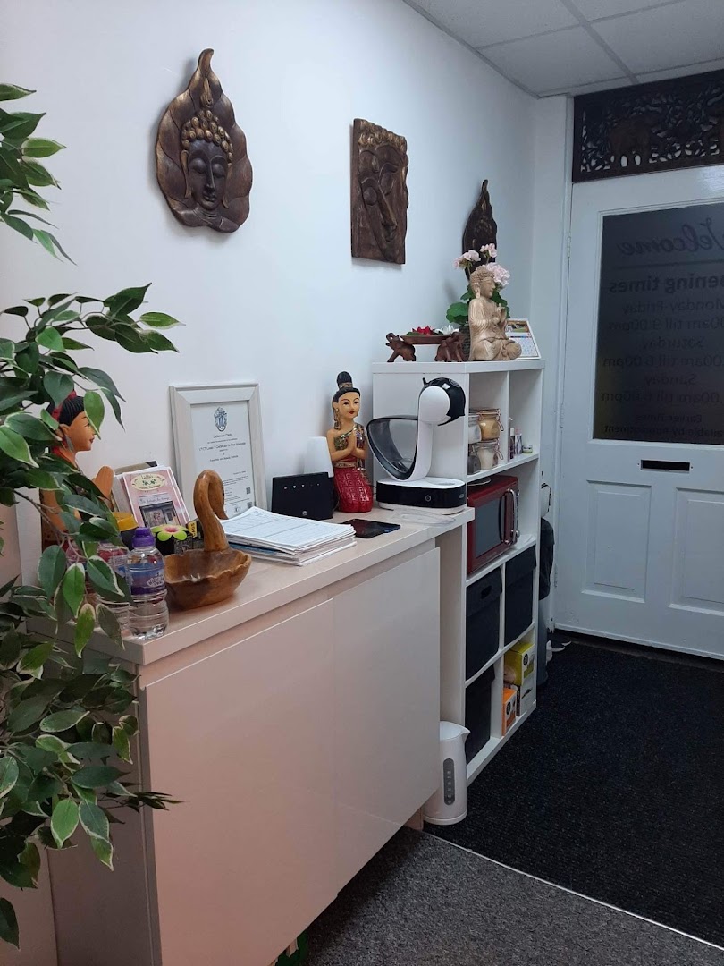 Ladda's Authentic Thai Massage · Photos 5